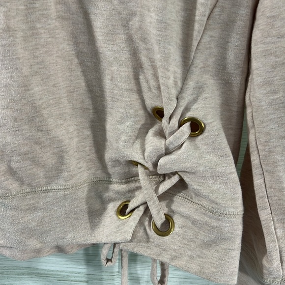 MICHAEL KORS Hooded Rose Gold Sweatshirt • MEDIUM - Picture 3 of 9
